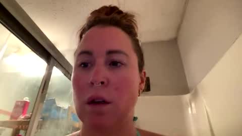 Snapshot of kendra34dd chatting on 25, 10, 2025 kendra34dd online show from 25, 10, 2025