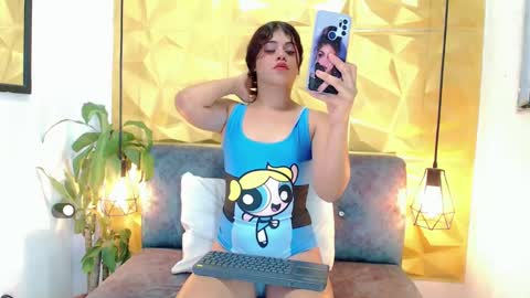 Snapshot of kendra_diaz chatting on 25, 1, 2025 K E N D R A online show from 25, 1, 2025