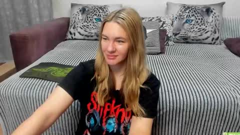 Snapshot of kendra_xx_ chatting on 20, 11, 2025 Kendra online show from 20, 11, 2025