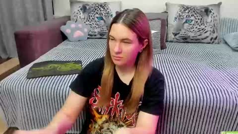 Kendra online show from 28, 2, 2026