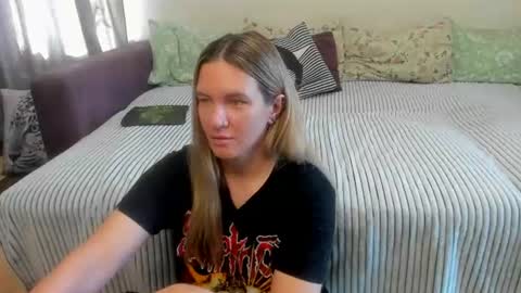 Snapshot of kendra_xx_ chatting on 5, 7, 2026 Kendra online show from 5, 7, 2026