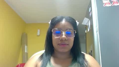 Mamasita online show from 4, 10, 2025