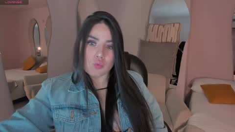  K E N D R A  online show from 9, 4, 2026