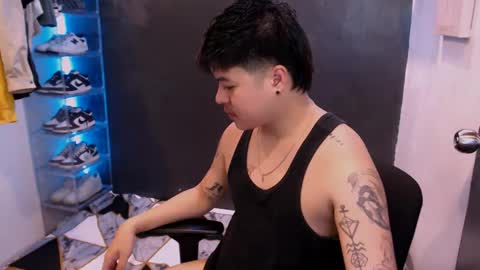 Snapshot of kenhotline911 chatting on 12, 2, 2025 ken online show from 12, 2, 2025