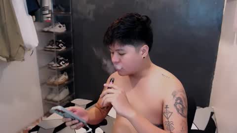 Snapshot of kenhotline911 chatting on 8, 3, 2025 ken online show from 8, 3, 2025