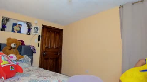 Snapshot of keniia_riizz chatting on 27, 6, 2026 Kenia online show from 27, 6, 2026