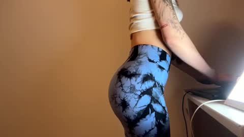 Snapshot of kennasoft chatting on 28, 2, 2025 Kenna next time online - 2nd of Dec online show from 28, 2, 2025