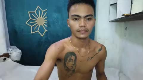 Snapshot of kenneth_jeey chatting on 27, 10, 2025 kenneth_jeey online show from 27, 10, 2025