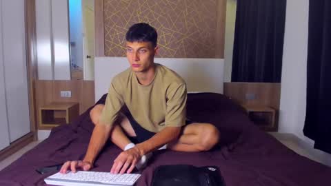 Snapshot of kenter_parker chatting on 9, 2, 2025 Peter online show from 9, 2, 2025