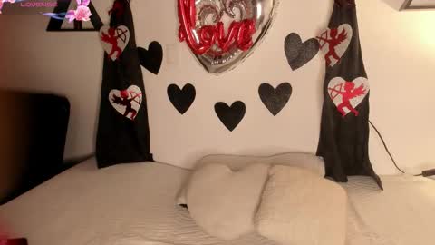 KENTHA  online show from 13, 2, 2026