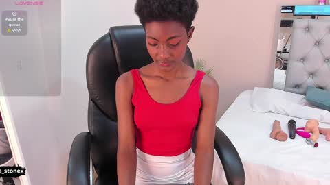 Snapshot of kenya_stone_ chatting on 1, 2, 2025 kenya online show from 1, 2, 2025