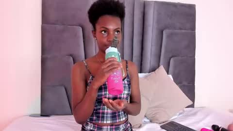 Snapshot of kenya_stone_ chatting on 14, 9, 2025 kenya online show from 14, 9, 2025