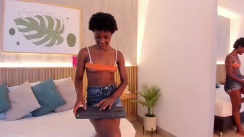 Snapshot of kenya_stone_ chatting on 29, 9, 2025 kenya online show from 29, 9, 2025