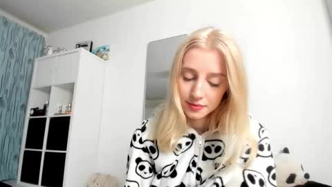 Kenzie online show from 22, 11, 2025