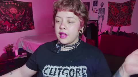 Kenzie online show from 5, 4, 2026