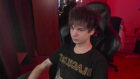 Looking for a moderator I PVT IS OPEN online show from 19, 2, 2026