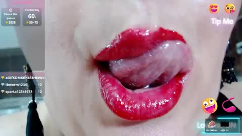 Snapshot of kerly_doll chatting on 21, 1, 2025 K E R L Y online show from 21, 1, 2025