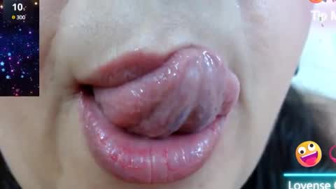 Snapshot of kerly_doll chatting on 24, 1, 2025 K E R L Y online show from 24, 1, 2025