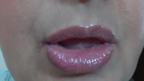 Snapshot of kerly_doll chatting on 13, 2, 2025 K E R L Y online show from 13, 2, 2025