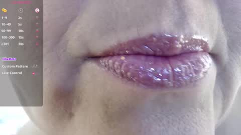 Snapshot of kerly_doll chatting on 7, 3, 2025 K E R L Y online show from 7, 3, 2025