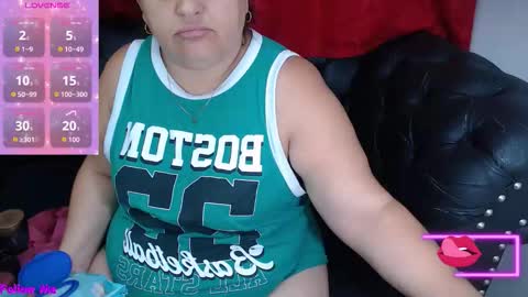 Snapshot of kerly_doll chatting on 22, 9, 2025 K E R L Y online show from 22, 9, 2025