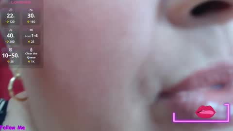 Snapshot of kerly_doll chatting on 14, 10, 2025 K E R L Y online show from 14, 10, 2025