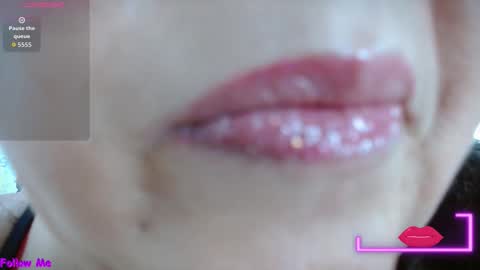 Snapshot of kerly_doll chatting on 30, 10, 2025 K E R L Y online show from 30, 10, 2025