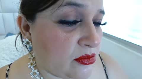 Snapshot of kerly_doll chatting on 17, 11, 2025 K E R L Y online show from 17, 11, 2025
