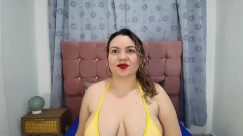 Snapshot of kerly_mature42 chatting on 13, 9, 2025 KERLY online show from 13, 9, 2025