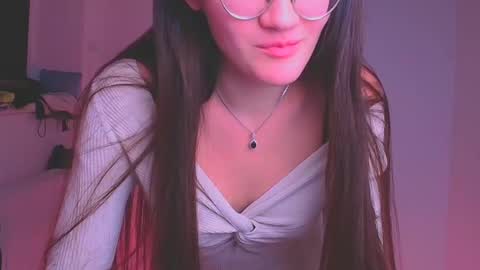 Snapshot of ketrin_pirsss chatting on 19, 12, 2024 Ketrin online show from 19, 12, 2024