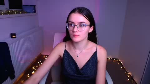 Snapshot of ketrin_pirsss chatting on 30, 12, 2024 Ketrin online show from 30, 12, 2024