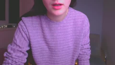 Snapshot of ketrin_pirsss chatting on 7, 1, 2025 Ketrin online show from 7, 1, 2025