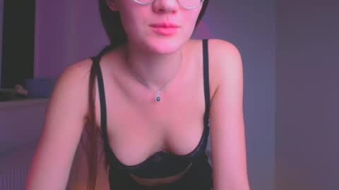 Snapshot of ketrin_pirsss chatting on 9, 1, 2025 Ketrin online show from 9, 1, 2025