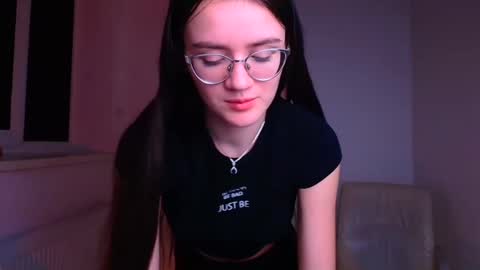 Snapshot of ketrin_pirsss chatting on 11, 1, 2025 Ketrin online show from 11, 1, 2025