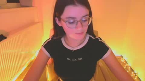 Snapshot of ketrin_pirsss chatting on 14, 1, 2025 Ketrin online show from 14, 1, 2025