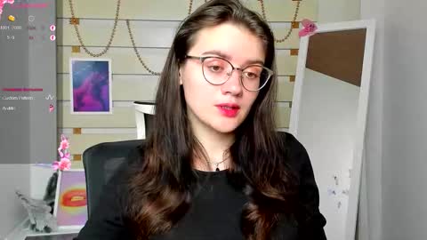 Snapshot of ketrin_pirsss chatting on 10, 9, 2025 Ketrin online show from 10, 9, 2025