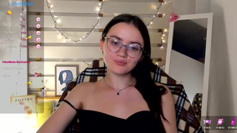 Snapshot of ketrin_pirsss chatting on 15, 9, 2025 Ketrin online show from 15, 9, 2025