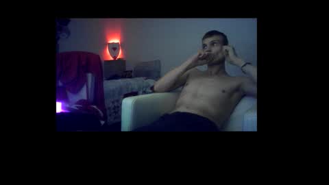Snapshot of kev4251 chatting on 7, 11, 2025 kev4251 online show from 7, 11, 2025
