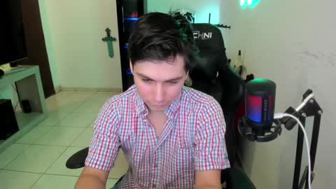 Snapshot of kevin873s chatting on 25, 12, 2024 Kevin online show from 25, 12, 2024