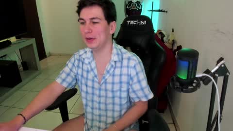 Snapshot of kevin873s chatting on 30, 12, 2024 Kevin online show from 30, 12, 2024