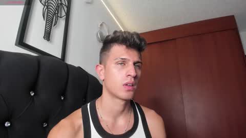 Snapshot of kevin_ahs1 chatting on 12, 11, 2025 Kevin Ahs online show from 12, 11, 2025