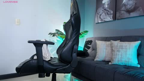 Snapshot of kevin_montoya1 chatting on 18, 1, 2025 kevin montoya online show from 18, 1, 2025