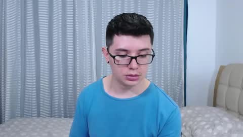 Snapshot of kevinhunts chatting on 25, 11, 2025 Kevin online show from 25, 11, 2025