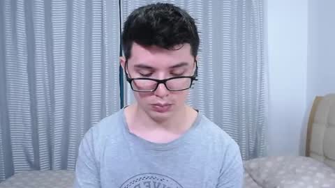 Snapshot of kevinhunts chatting on 5, 12, 2025 Kevin online show from 5, 12, 2025