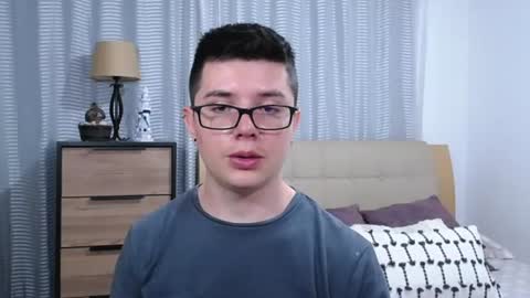 Kevin online show from 4, 7, 2026