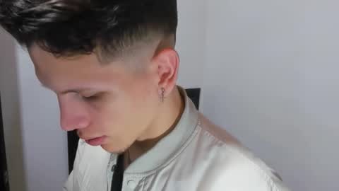 Snapshot of kevinkewma chatting on 30, 11, 2025 kevinkewma online show from 30, 11, 2025