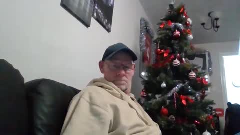 Snapshot of kevlooking4sez chatting on 31, 12, 2024 kevlooking4sez online show from 31, 12, 2024