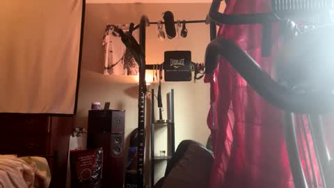 Keybump online show from 7, 10, 2025