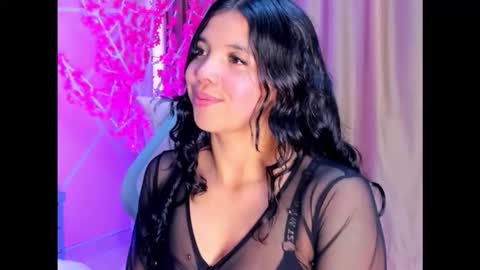 Keyla noa online show from 22, 12, 2025