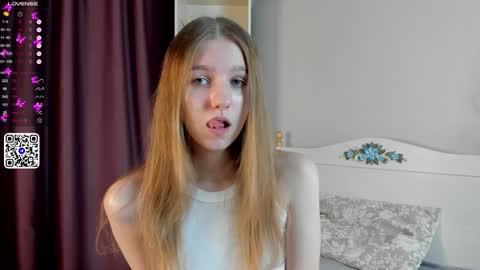 Hi Im Mary Glad to see you in my room  PVT is open online show from 24, 1, 2025